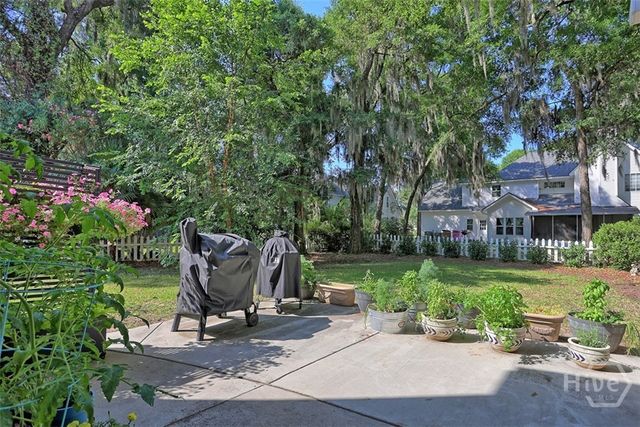11 Elmsford Court, Savannah, GA 31410