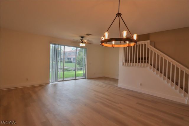 9724 Roundstone CIR, Fort Myers, FL 33967