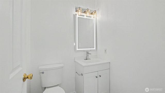 20707 122nd Place SE, Kent, WA 98031