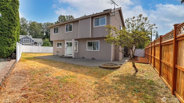 20707 122nd Place SE, Kent, WA 98031