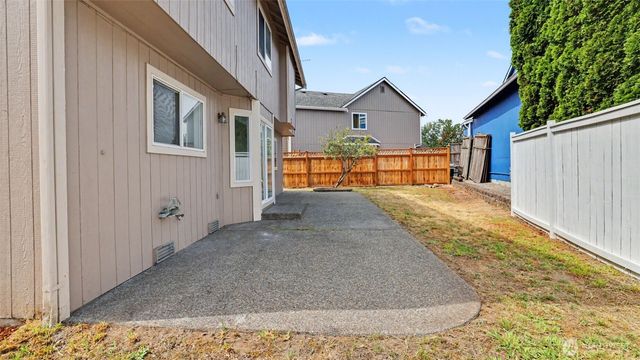 20707 122nd Place SE, Kent, WA 98031