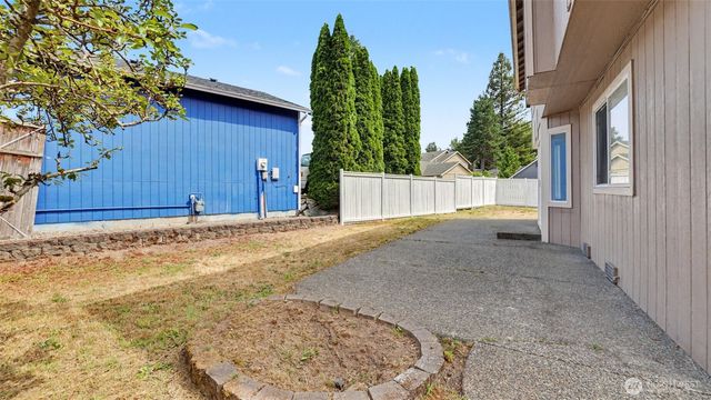 20707 122nd Place SE, Kent, WA 98031