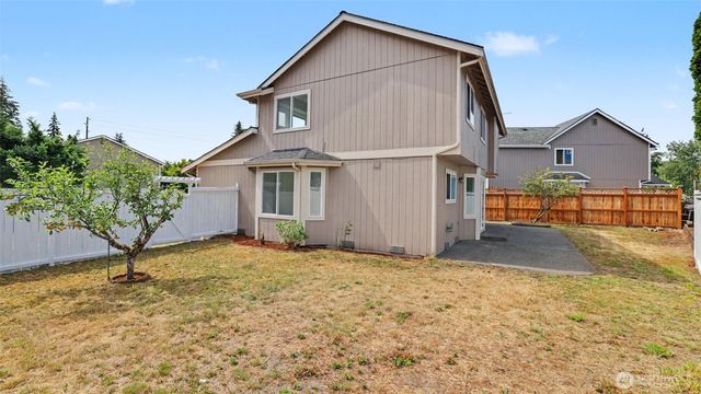 20707 122nd Place SE, Kent, WA 98031