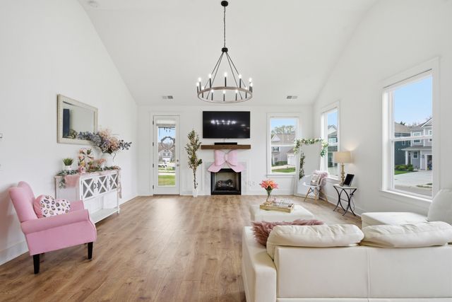 224 Cornice Dr, La Vergne, TN 37086