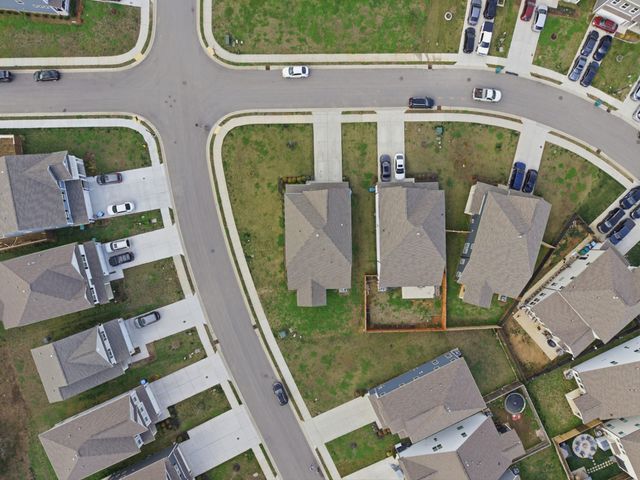 224 Cornice Dr, La Vergne, TN 37086