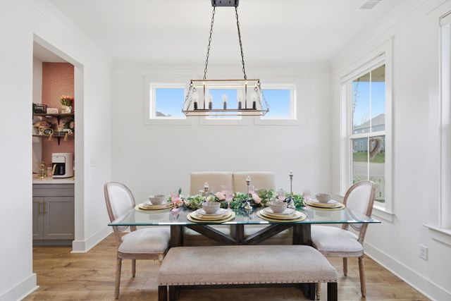 224 Cornice Dr, La Vergne, TN 37086