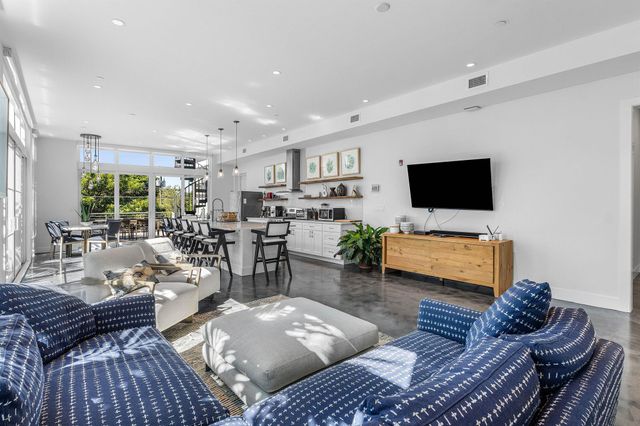 226 Palm Court, Delray Beach, FL 33444