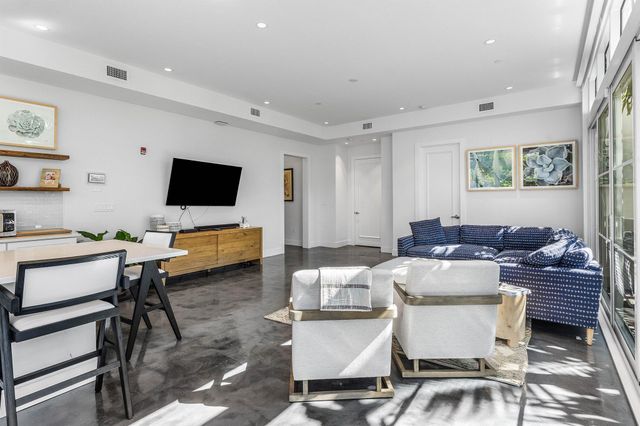 226 Palm Court, Delray Beach, FL 33444