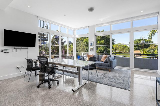 226 Palm Court, Delray Beach, FL 33444