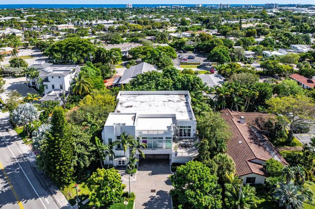 226 Palm Court, Delray Beach, FL 33444