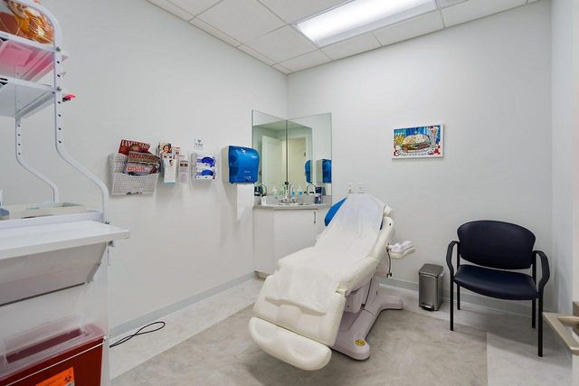 226 Palm Court, Delray Beach, FL 33444