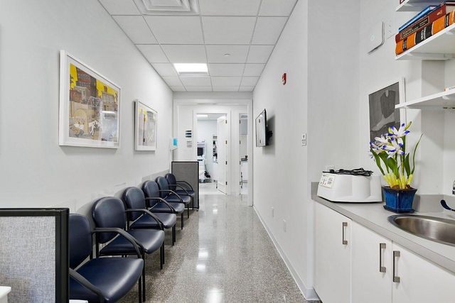 226 Palm Court, Delray Beach, FL 33444