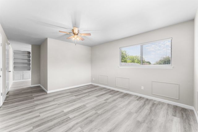 1429 Brook Valley Place, Dallas, TX 75232