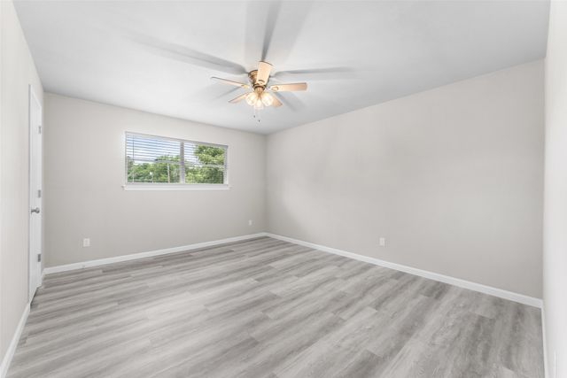 1429 Brook Valley Place, Dallas, TX 75232