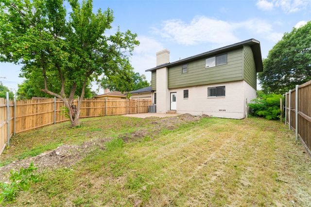 1429 Brook Valley Place, Dallas, TX 75232