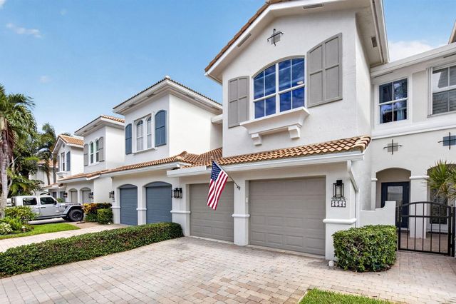 124 Las Brisas Circle, Hypoluxo, FL 33462