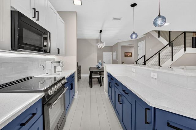 124 Las Brisas Circle, Hypoluxo, FL 33462