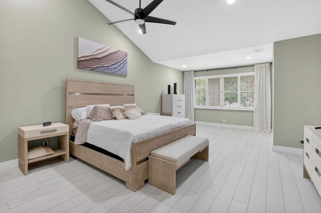 124 Las Brisas Circle, Hypoluxo, FL 33462