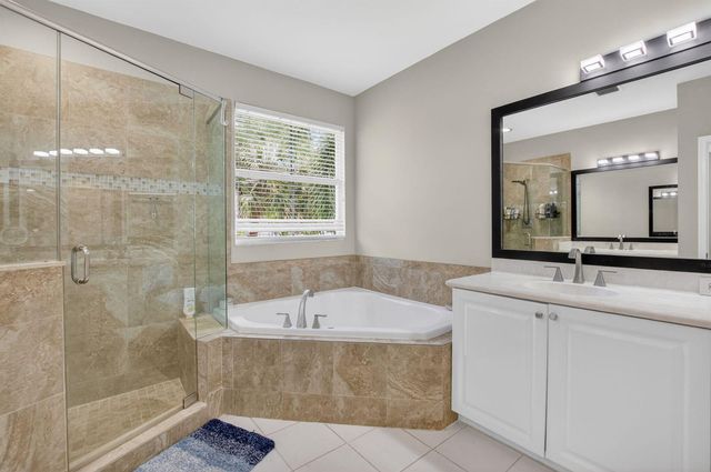124 Las Brisas Circle, Hypoluxo, FL 33462
