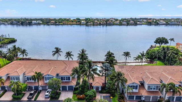 124 Las Brisas Circle, Hypoluxo, FL 33462