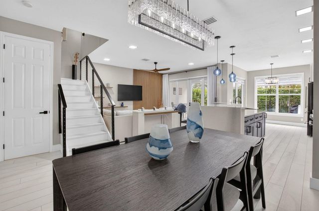 124 Las Brisas Circle, Hypoluxo, FL 33462