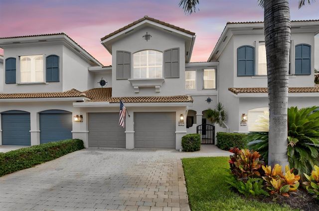 124 Las Brisas Circle, Hypoluxo, FL 33462