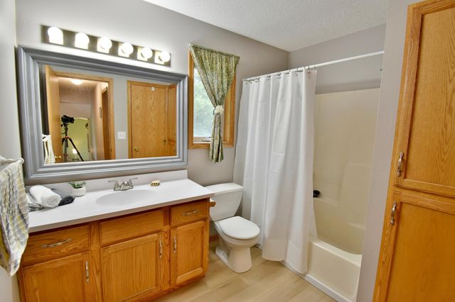 9466 191st Avenue SE, Becker, MN 55308