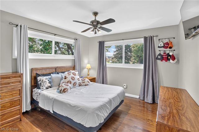 8247 Fairlane Drive, Macedonia, OH 44056