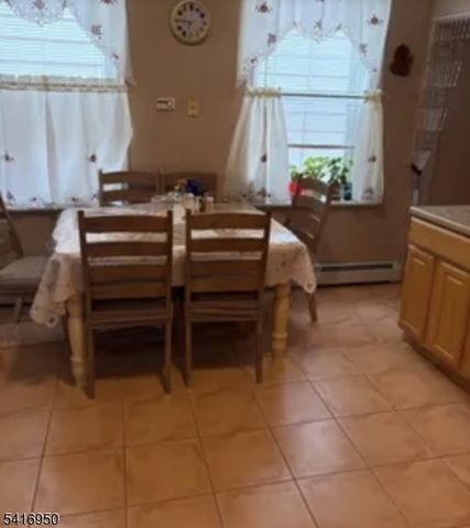 230 Niles St 3, Elizabeth City, NJ 07202