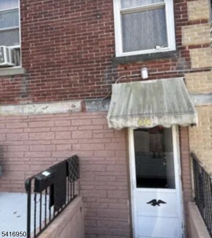 230 Niles St 3, Elizabeth City, NJ 07202