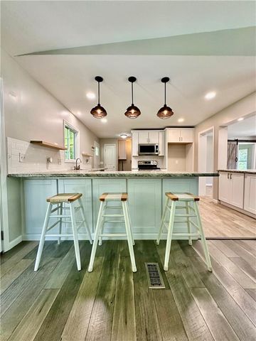 351 River Lake Drive, Eatonton, GA 31024