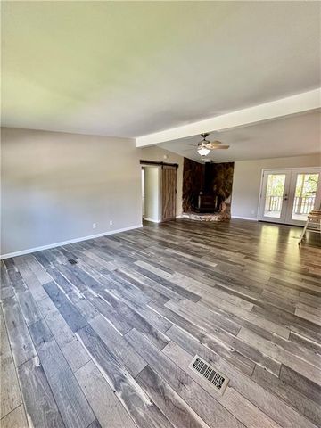 351 River Lake Drive, Eatonton, GA 31024