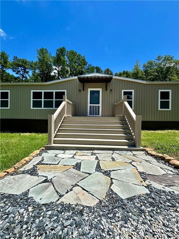 351 River Lake Drive, Eatonton, GA 31024