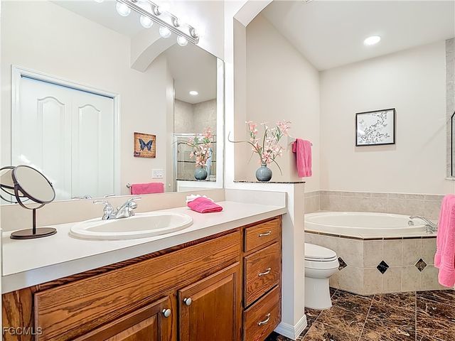 20940 Calle Cristal LN 1, North Fort Myers, FL 33917