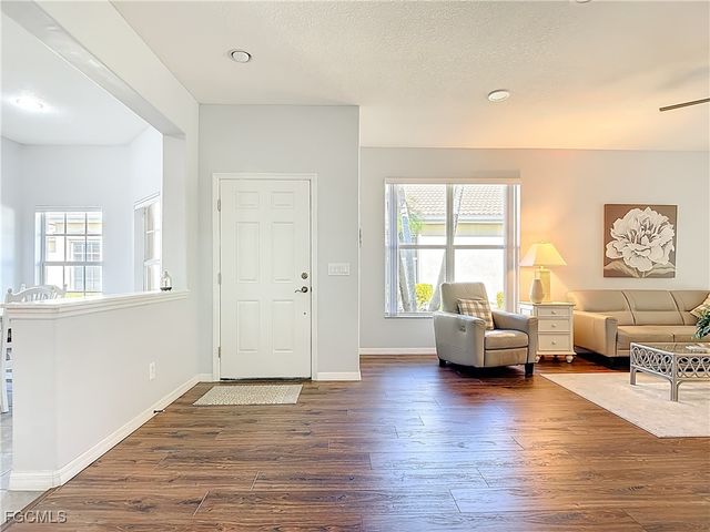 20940 Calle Cristal LN 1, North Fort Myers, FL 33917