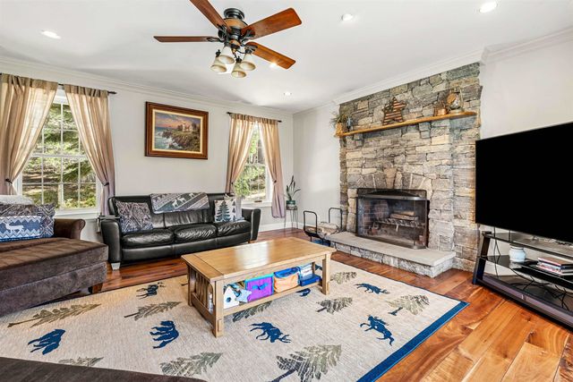 52 Newman Wilson Road, Weare, NH 03281