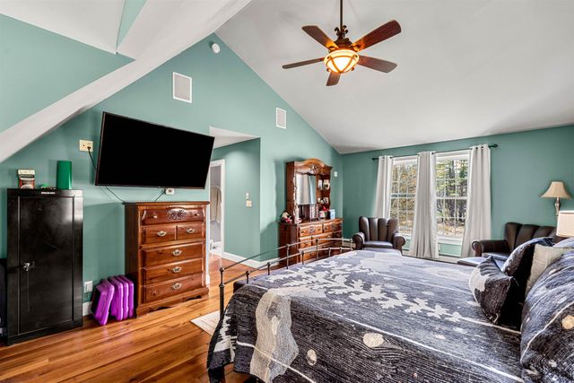 52 Newman Wilson Road, Weare, NH 03281