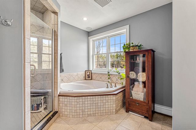 52 Newman Wilson Road, Weare, NH 03281