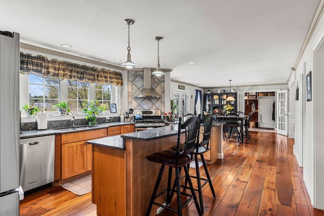 52 Newman Wilson Road, Weare, NH 03281