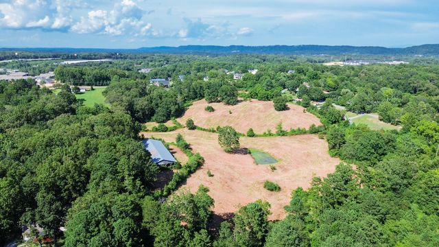 8014 Bork Memorial Drive, Ooltewah, TN 37363