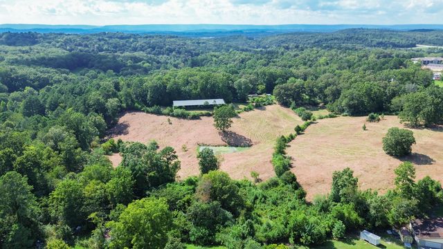 8014 Bork Memorial Drive, Ooltewah, TN 37363