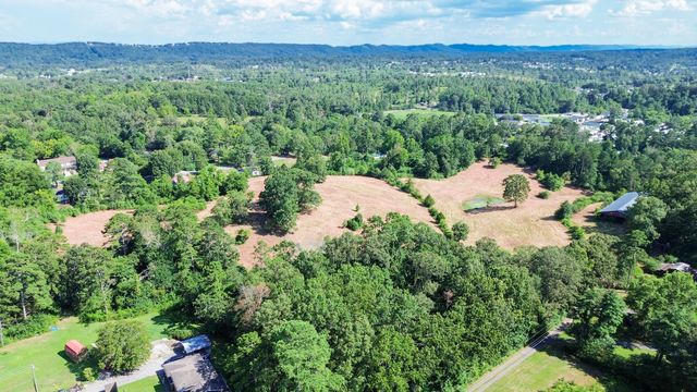 8014 Bork Memorial Drive, Ooltewah, TN 37363