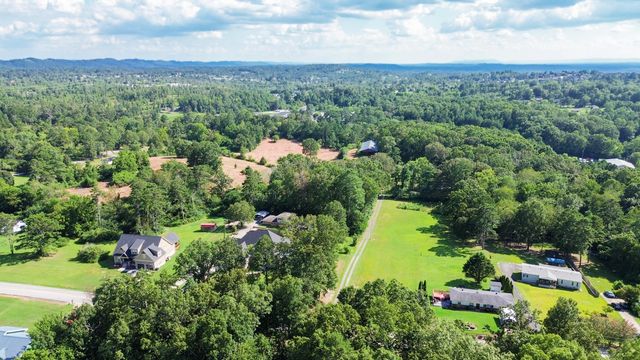 8014 Bork Memorial Drive, Ooltewah, TN 37363