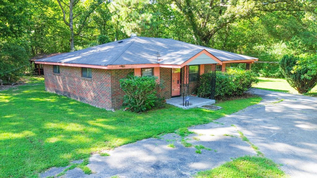 8014 Bork Memorial Drive, Ooltewah, TN 37363