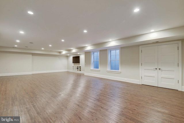8703 BRADMOOR DR, Bethesda, MD 20817