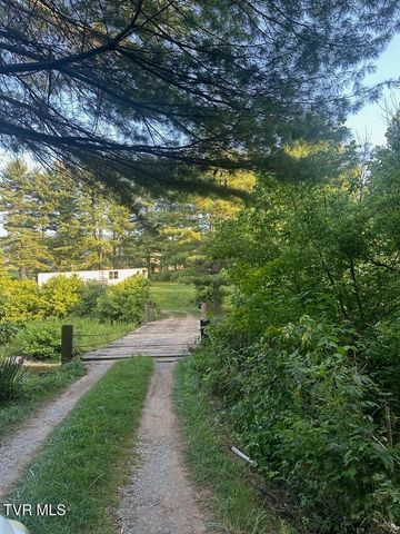 223 Gun Smoke Drive, Nickelsville, VA 24271