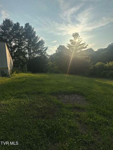 223 Gun Smoke Drive, Nickelsville, VA 24271