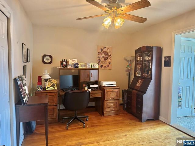 1033 Park Drive, Secaucus, NJ 07094