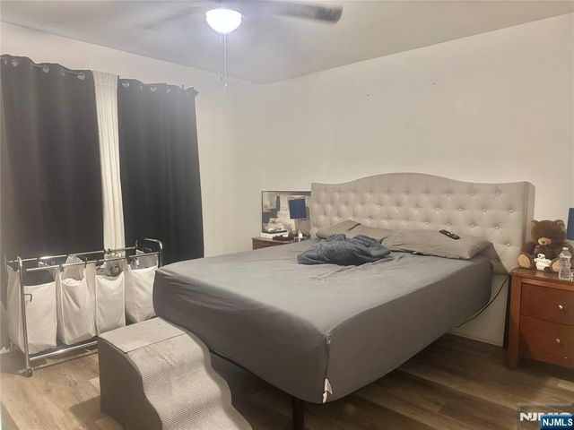 1033 Park Drive, Secaucus, NJ 07094