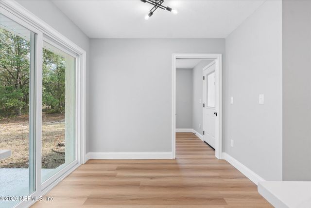 102 MULLINS Road, Palatka, FL 32177